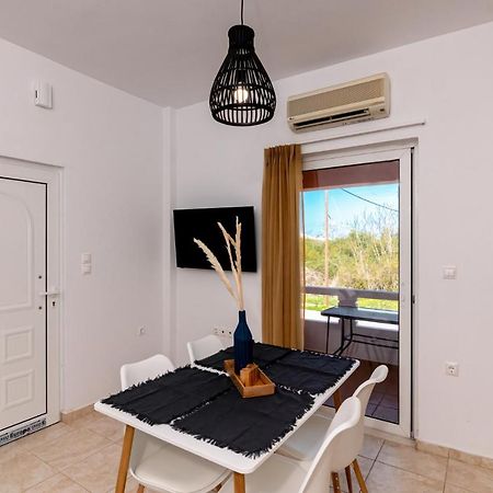 Bona'S Guest House Agia  Exterior foto